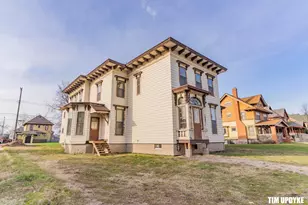 382 W Muskegon Ave, Muskegon, MI 49440 - Photo 3