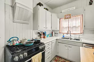 2091 Estes St, Muskegon, MI 49441 - Photo 11