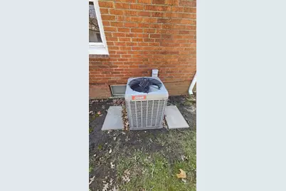 21345 Newcastle Road, Harper Woods, MI 48225 - Photo 17