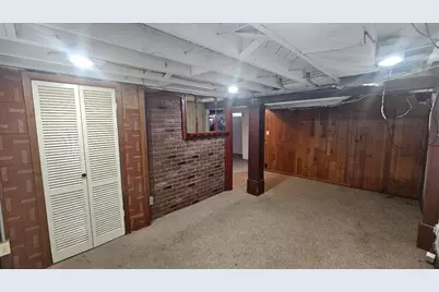 21345 Newcastle Road, Harper Woods, MI 48225 - Photo 13