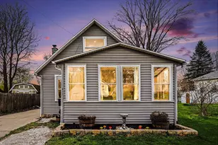 811 9th St, Three Rivers, MI 49093 - Photo 1