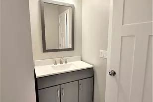 1140 E Breckenridge St, Ferndale, MI 48220 - Photo 9