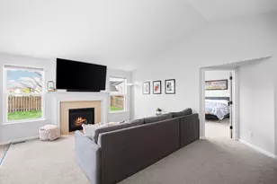 7179 Warwick Dr, Ypsilanti, MI 48197 - Photo 9