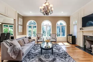 14164 Bayberry Dr, Shelby, MI 48315 - Photo 5