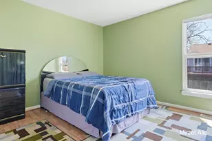 300 Regent St SE, Grand Rapids, MI 49548 - Photo 17