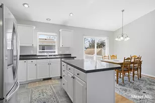 300 Regent St SE, Grand Rapids, MI 49548 - Photo 13