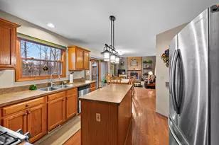 12091 Pembrooke Cir, South Lyon, MI 48178 - Photo 17