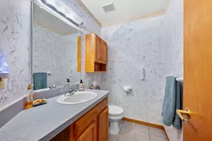 12091 Pembrooke Cir, South Lyon, MI 48178 - Photo 25