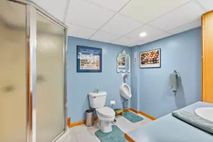 12091 Pembrooke Cir, South Lyon, MI 48178 - Photo 53