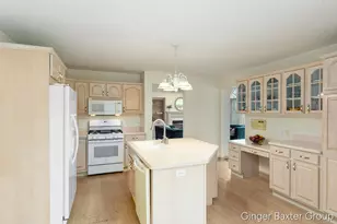 3841 Summit View Dr NE, Grand Rapids, MI 49525 - Photo 13