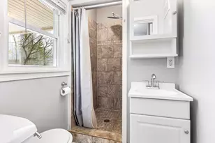 320 River St, Hillsdale, MI 49242 - Photo 13