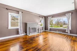 320 River St, Hillsdale, MI 49242 - Photo 11