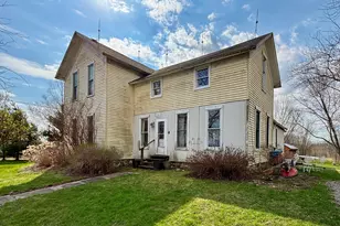 1652 Olive Branch Rd, Galien, MI 49113 - Photo 1