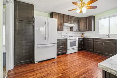 48758 Sully Drive, Belleville, MI 48111 - Photo 5