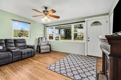 48758 Sully Drive, Belleville, MI 48111 - Photo 3