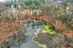 2214 Shelter Pointe Dr, Kalamazoo, MI 49008 - Photo 53