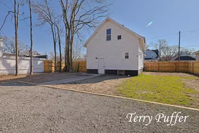 1759 Pine Street, Muskegon, MI 49442 - Photo 15