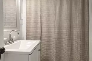 22 Grand Ave NE, Grand Rapids, MI 49503 - Photo 35