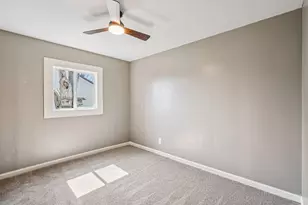 682 Budlong St, Adrian, MI 49221 - Photo 11