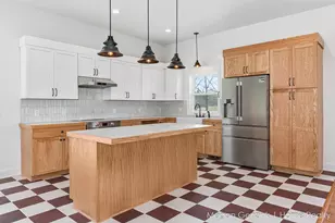 6530 Riverside Rd, Fennville, MI 49408 - Photo 7