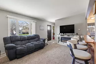 96 Central Park Dr, Coldwater, MI 49036 - Photo 3