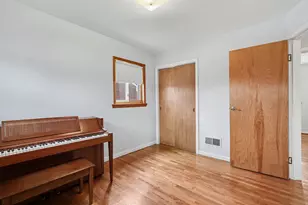 29043 Hathaway, Livonia, MI 48150 - Photo 9