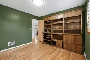 29043 Hathaway, Livonia, MI 48150 - Photo 7