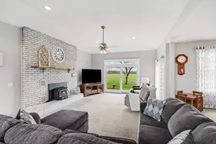 48379 Hill Dr, Decatur, MI 49045 - Photo 13