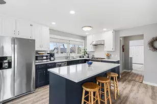 48379 Hill Dr, Decatur, MI 49045 - Photo 5