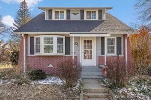 20 Dean St NW, Grand Rapids, MI 49505 - Photo 1