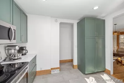 20 Dean Street NW, Grand Rapids, MI 49505 - Photo 15