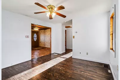 308 E Peck Avenue, White Pigeon, MI 49099 - Photo 11