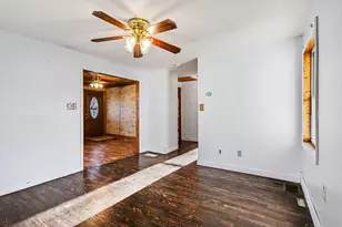 308 E Peck Ave, White Pigeon, MI 49099 - Photo 11