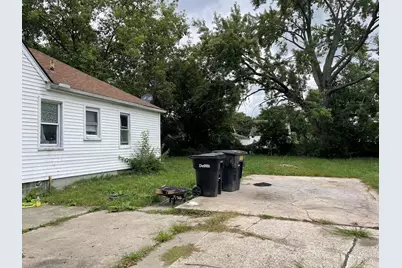 7826 Stahelin Avenue, Detroit, MI 48228 - Photo 3