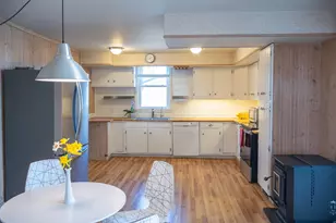 501 N Elm St, Three Oaks, MI 49128 - Photo 5