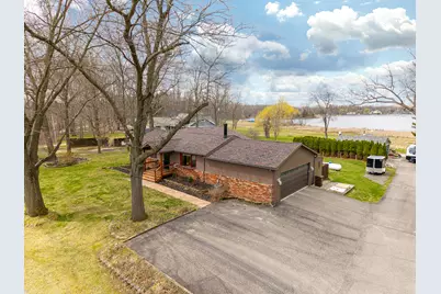 4609 Parker, Howell, MI 48843 - Photo 3