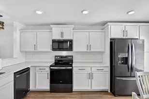 2106 Farm Valley Rd, Adrian, MI 49221 - Photo 41