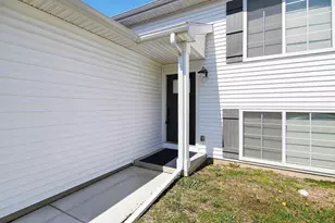 2106 Farm Valley Rd, Adrian, MI 49221 - Photo 5