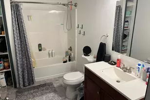 1221 Pearl St, Benton Harbor, MI 49022 - Photo 11