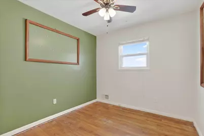 4701 Croissant Street, Dearborn Heights, MI 48125 - Photo 15