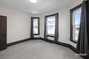 1010 Alpine Ave NW, Grand Rapids, MI 49504 - Photo 7