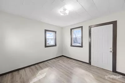 1010 Alpine Avenue NW, Grand Rapids, MI 49504 - Photo 13
