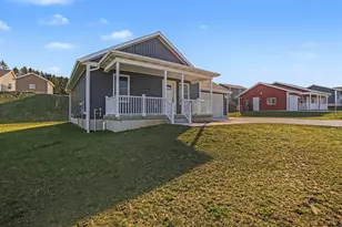 260 Stonecrest Dr, Shelby, MI 49455 - Photo 5