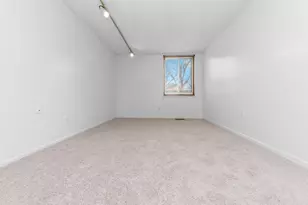 1742 Grove Rd, Ypsilanti, MI 48198 - Photo 15