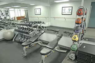 555 S Old Woodward Ave, Birmingham, MI 48009 - Photo 15