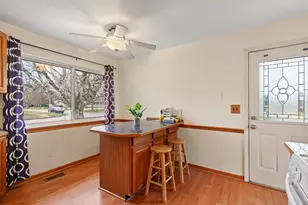 10905 Jackson Ct, Van Buren Township, MI 48111 - Photo 11