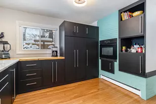 2146 Treehaven Dr, Kalamazoo, MI 49008 - Photo 11