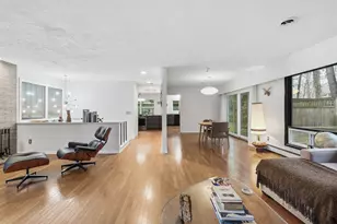 2146 Treehaven Dr, Kalamazoo, MI 49008 - Photo 13