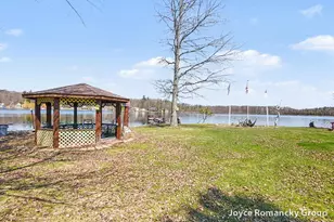 11235 W Broomfield Rd, Remus, MI 49340 - Photo 35