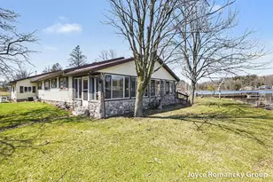 11235 W Broomfield Rd, Remus, MI 49340 - Photo 5